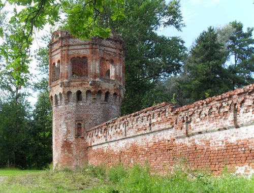 Змея в архитектуре