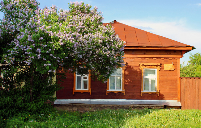 май в городе Серпухове