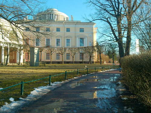Павловский дворец