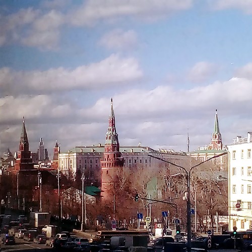 15 неделя 2018 г.   работа «Весенняя Москва» автор scorpi23