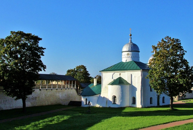 Собор в Изборске