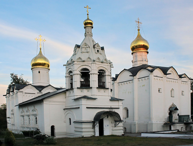 храм Параскевы Пятницы и Введенская церковь