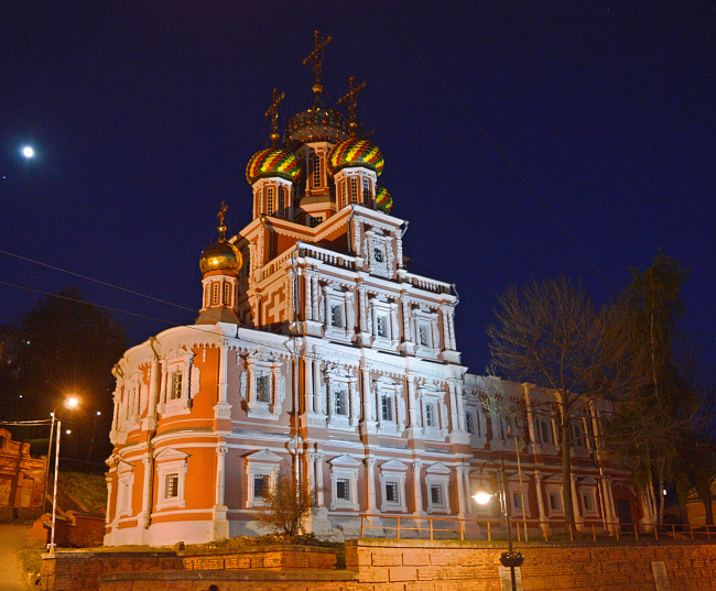 Рождественская (Строгановская) церковь (1696—1719 гг. ) Нижний Новгород.