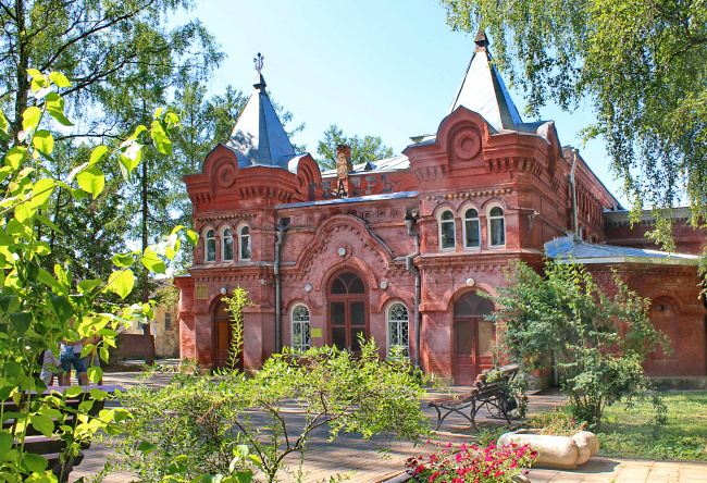 Районный Дом культуры в Осташкове