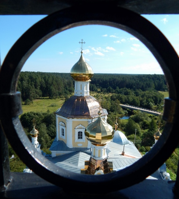 38 неделя. работа "Купола"  автор Юрий Пучков
