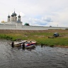 У стен древней обители